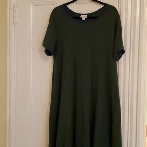 Lularoe hunter Green carly xl